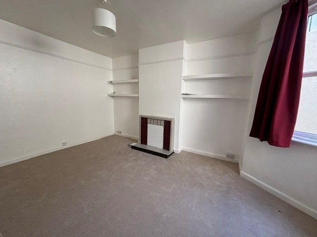 Property photo 2 of 8 Living Room