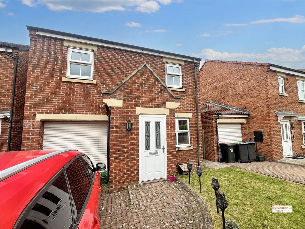 Property photo 2 of 27 Picture No. 25