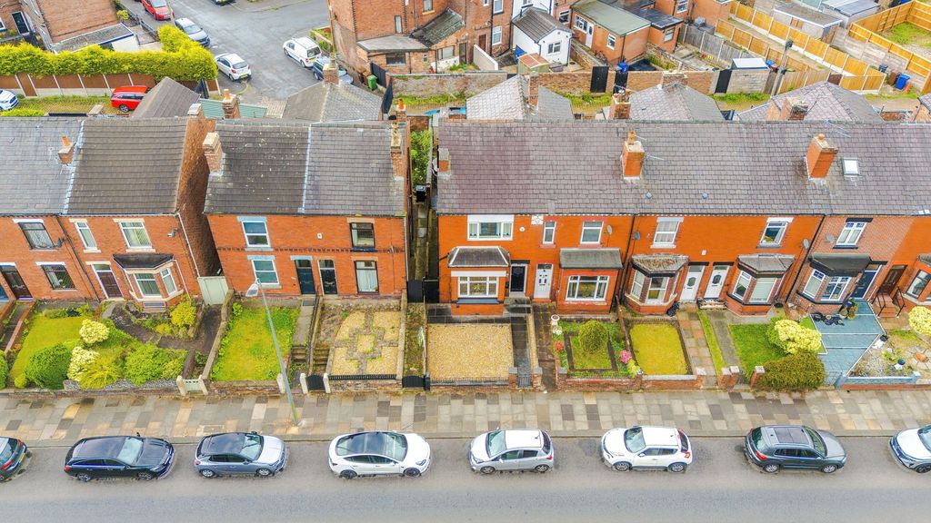 Property photo 2 of 23