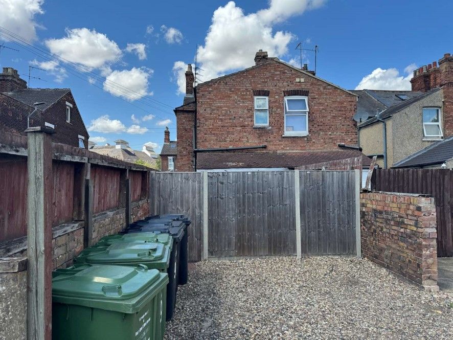 Property photo 3 of 12
