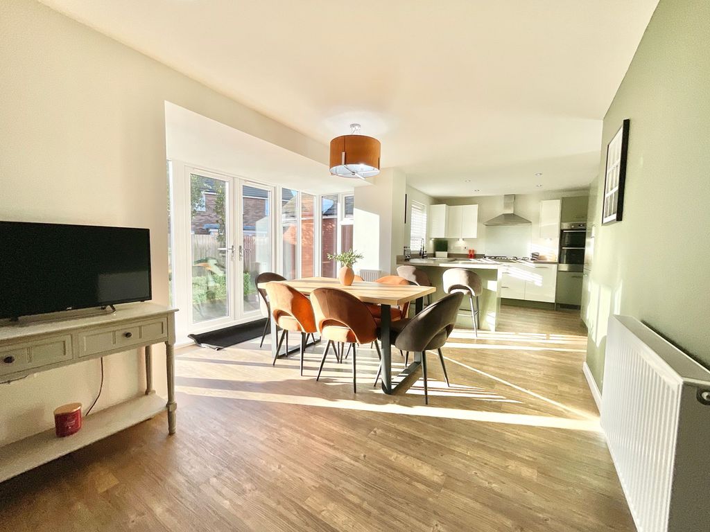 Property photo 3 of 30