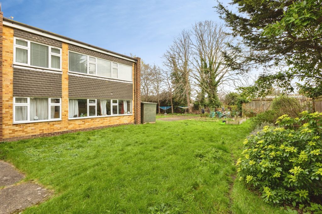 Property photo 2 of 16