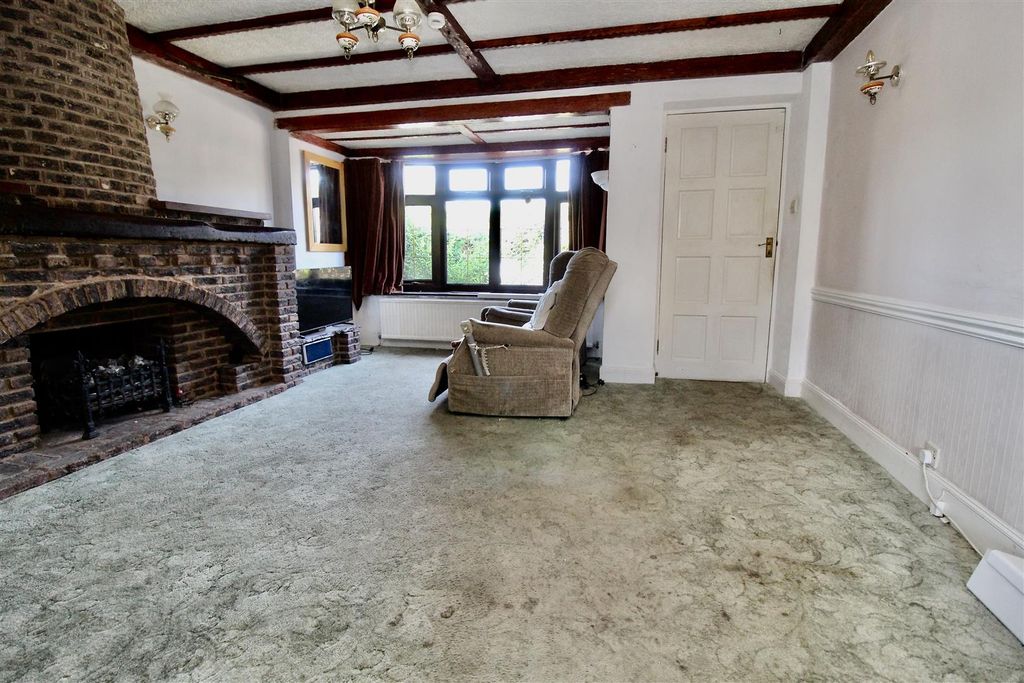 Property photo 2 of 28 Front Lounge Area