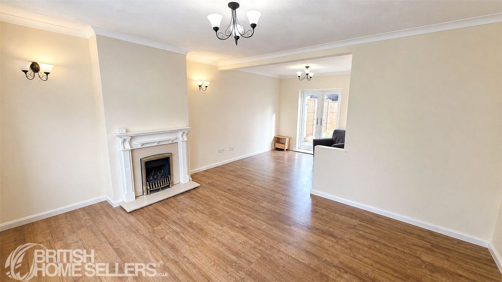 Property photo 2 of 16 Picture No. 21