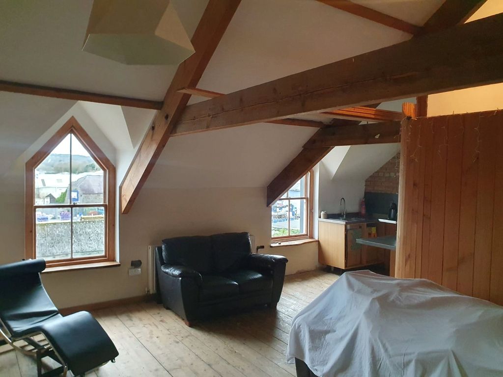 Property photo 3 of 19 Picture No. 19