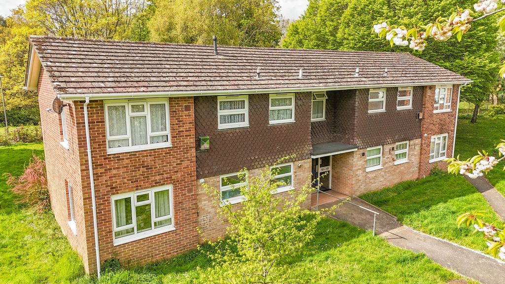 Property photo 1 of 7