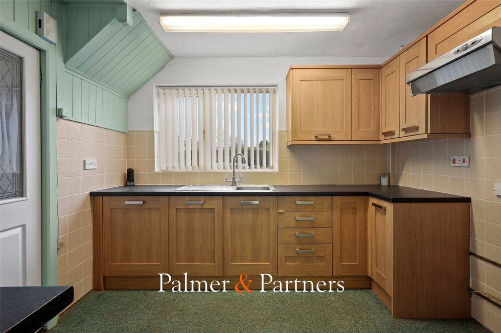 Property photo 2 of 23 Picture No. 06