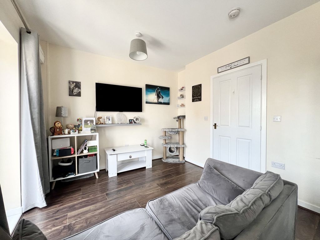 Additional image 5 of 2 bed maisonette for saleElm Park, Didcot OX11