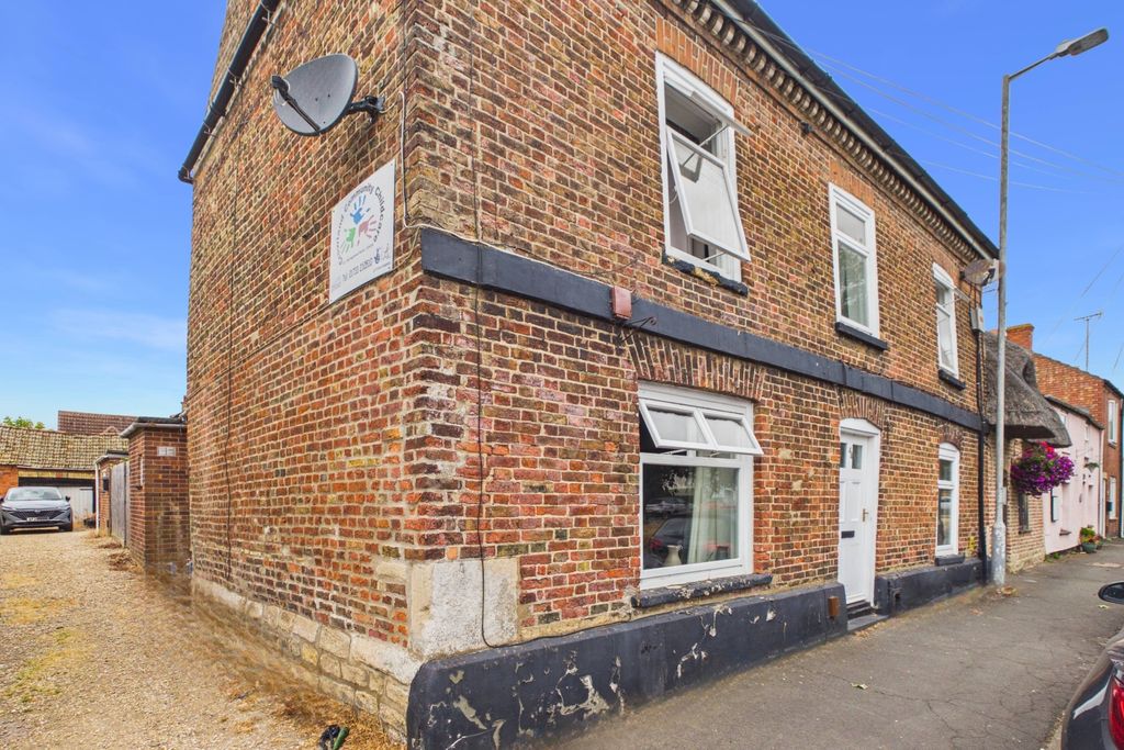Property photo 1 of 14