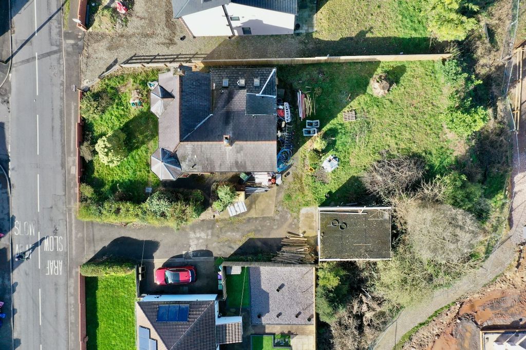 Property photo 2 of 43