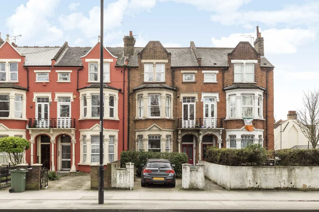 Property photo 1 of 5