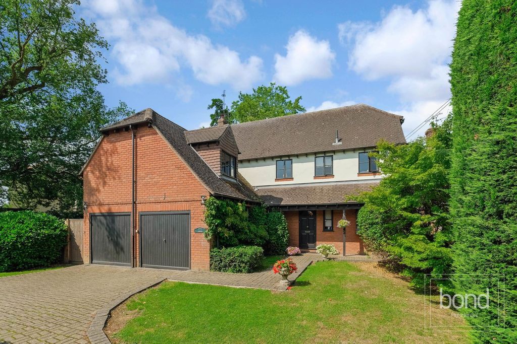 Property photo 1 of 19