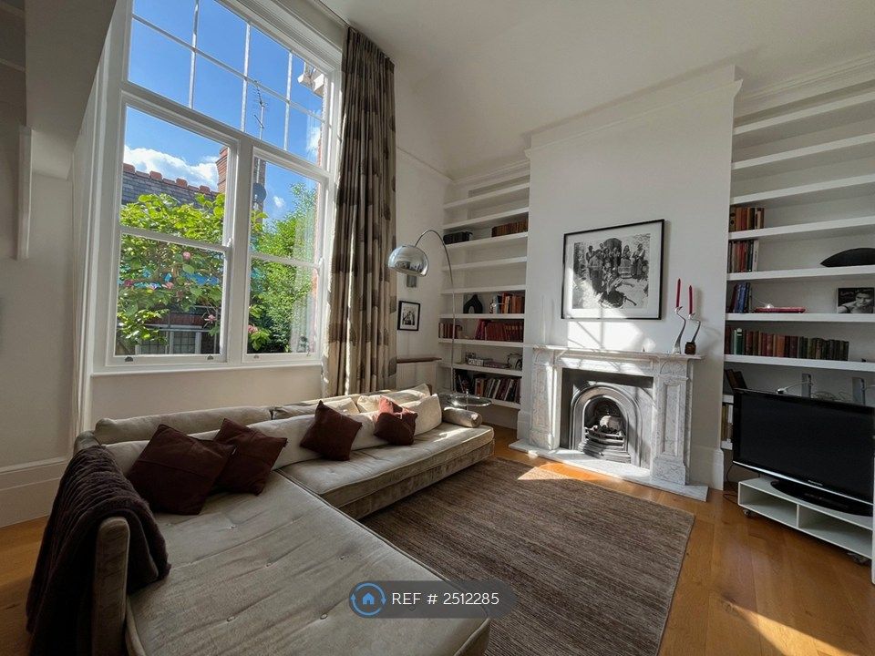 Property photo 3 of 14