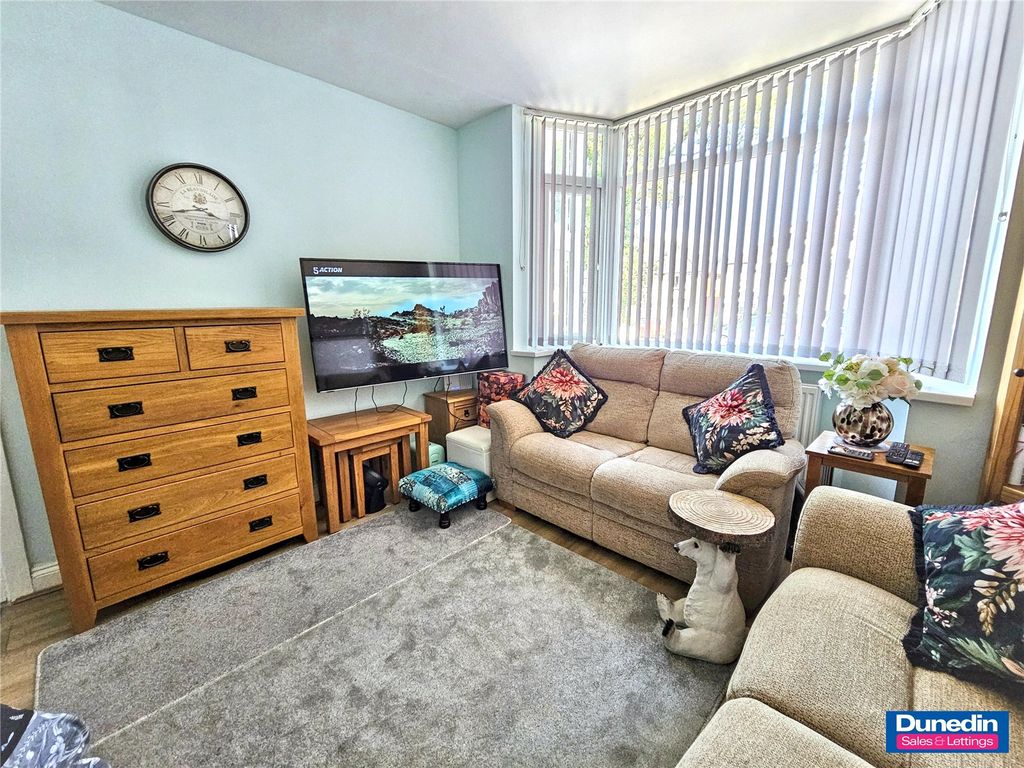 Property photo 3 of 20 Picture No. 42