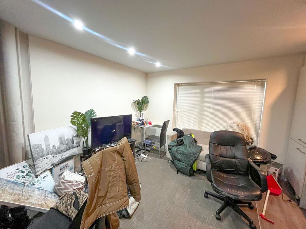 Property photo 2 of 4 Trinity384747Photo-2025-12-17-17-01-40(1)_Edited.Jpg