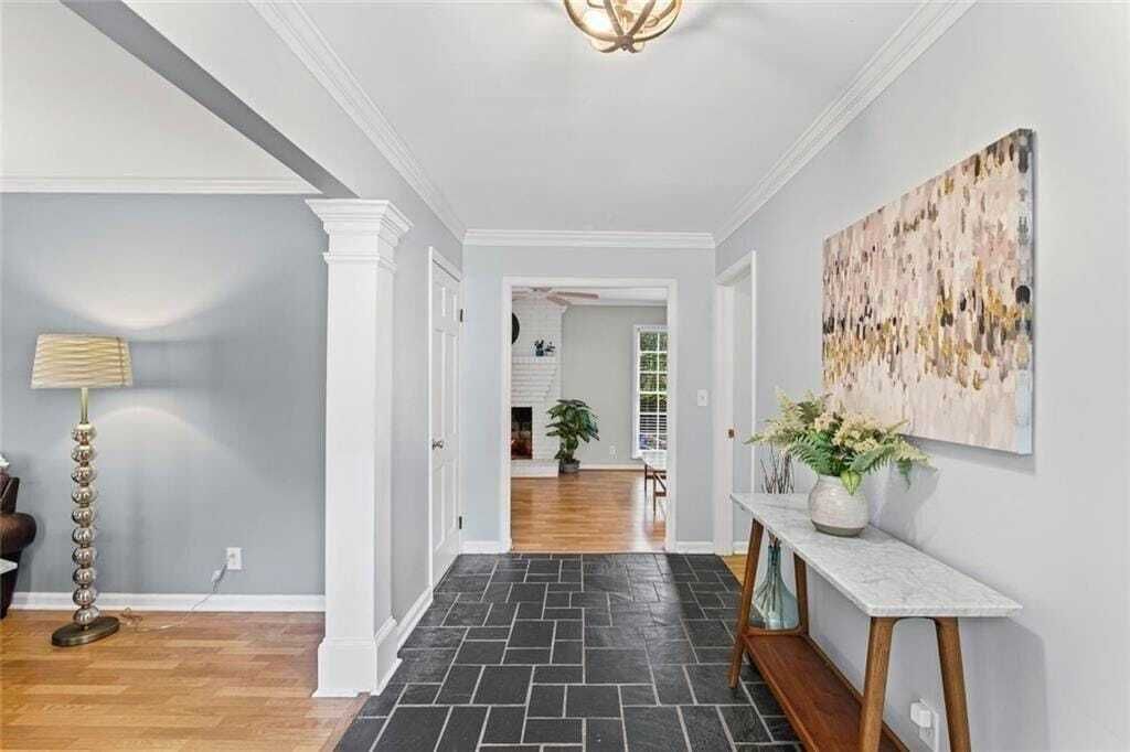 Property photo 3 of 28 <Alttext/>