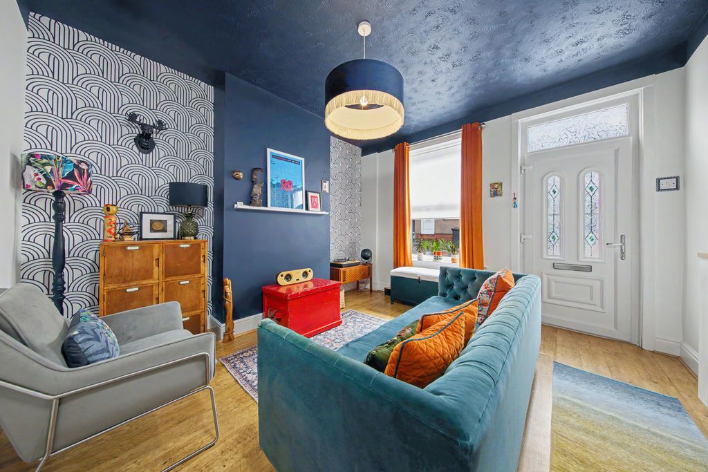 Property photo 2 of 24 Living Room