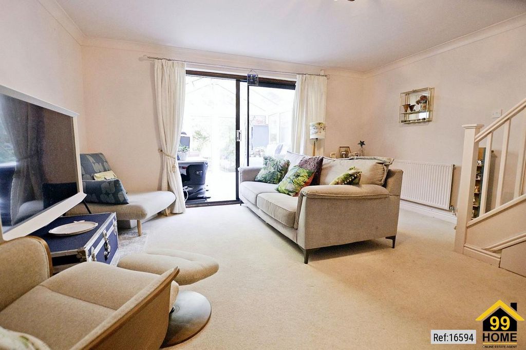 Property photo 3 of 13 Photo 2