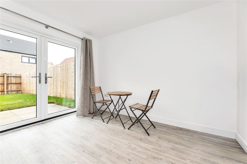 Property photo 3 of 14 Picture No. 04