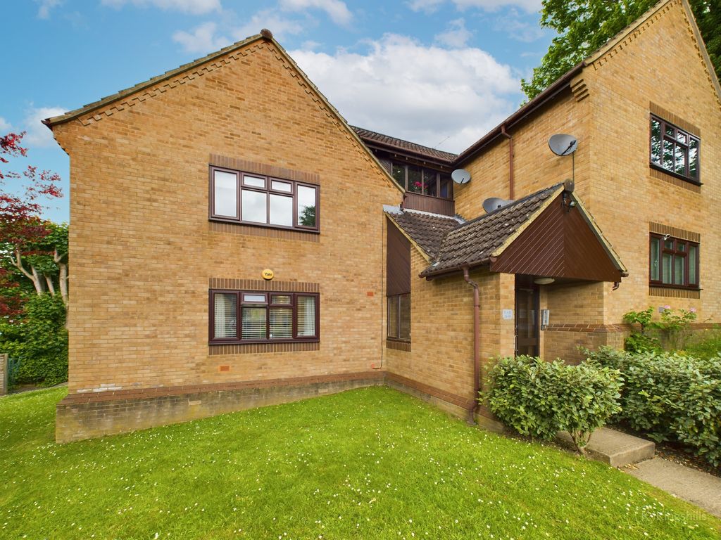 Property photo 1 of 10 Cam02119G0-Pr0215-Still016