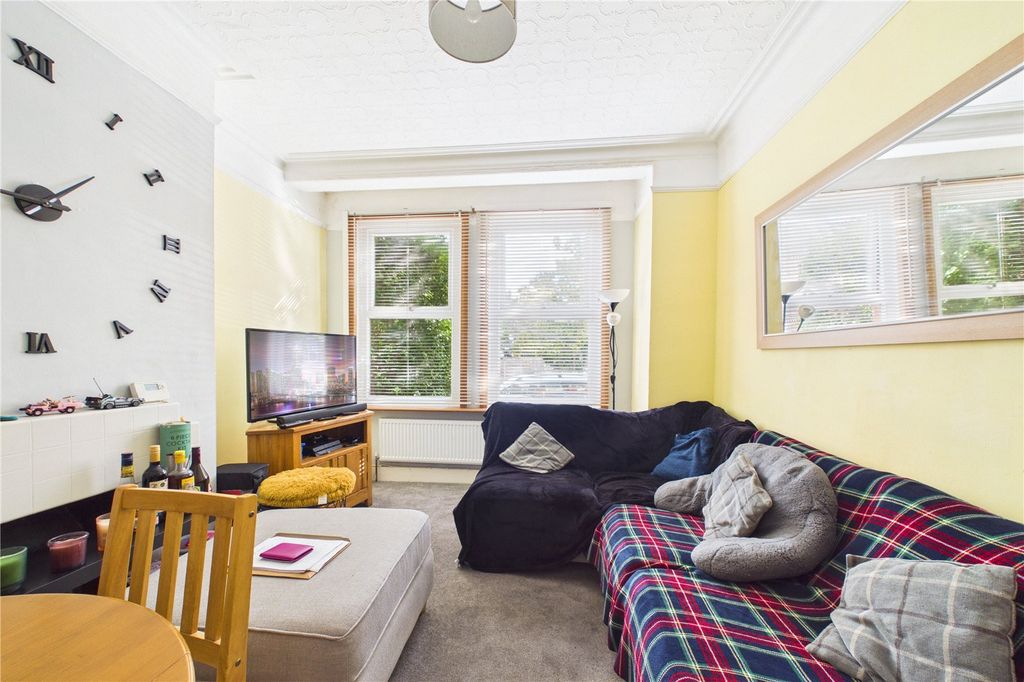Property photo 2 of 18 Picture No. 02