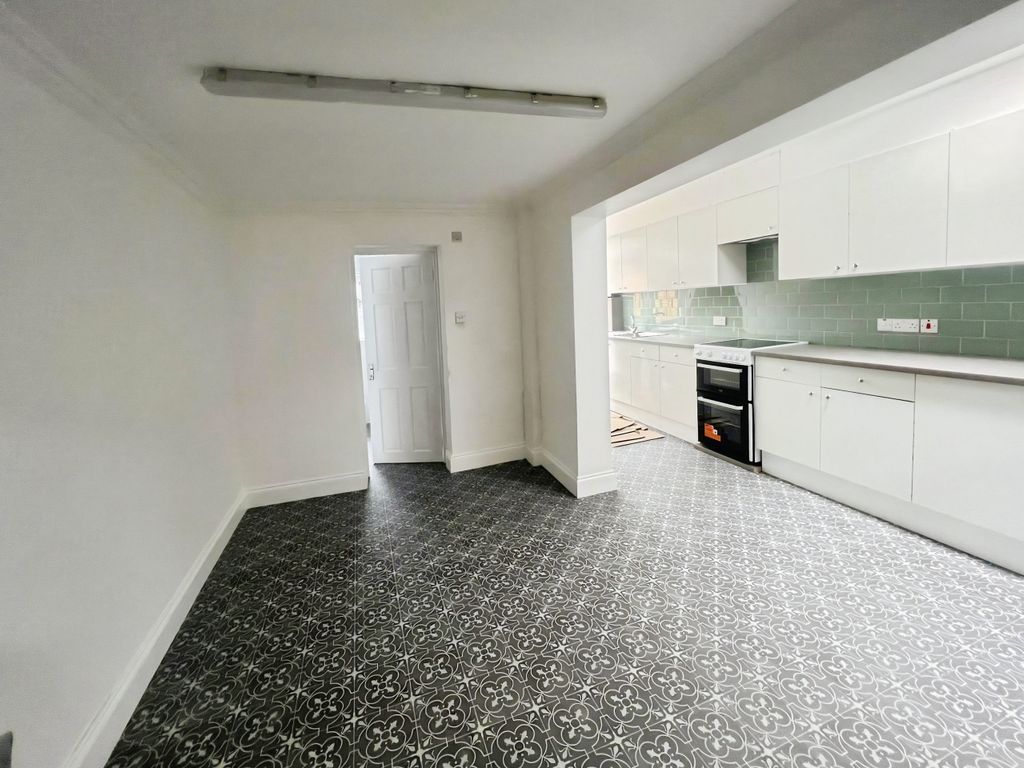 Property photo 2 of 13 Bb43c514-Whatsapp 20Image 202025-10-23 20At 2012.16.17_B20A0A39