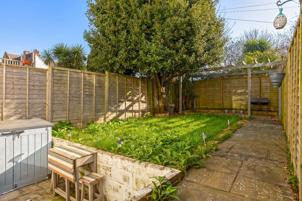 Property photo 2 of 12 New Church Rd New_6.Jpg