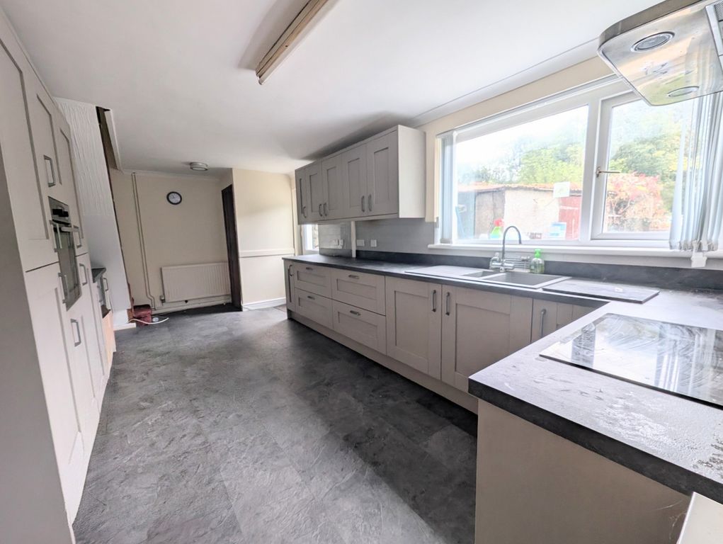 Property photo 2 of 13 Not Specified