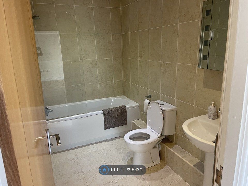 Property photo 2 of 6