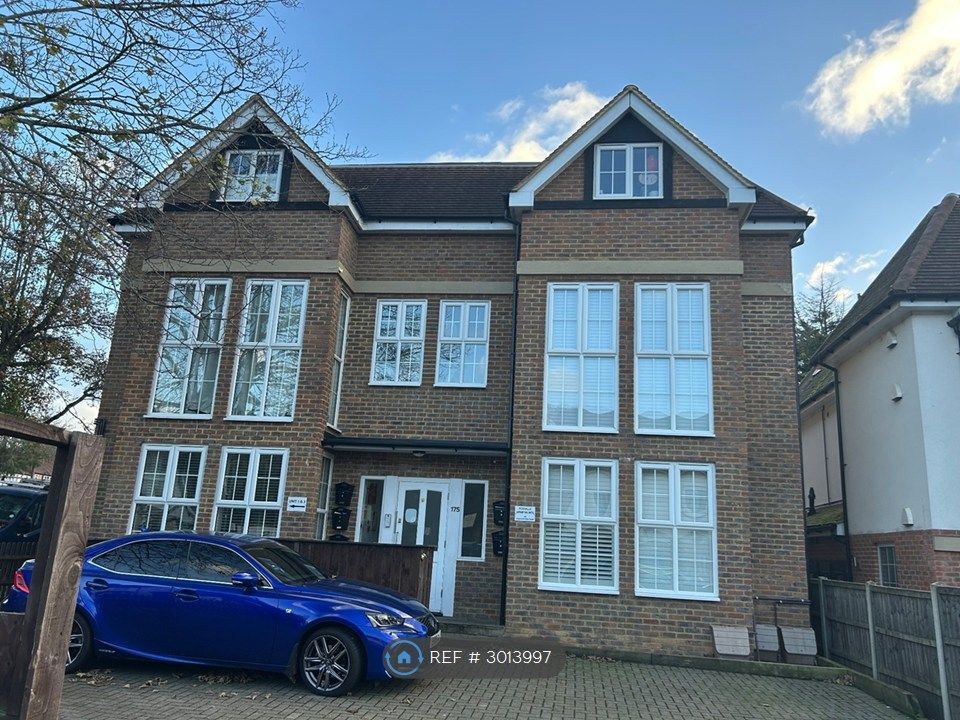 Property photo 2 of 9