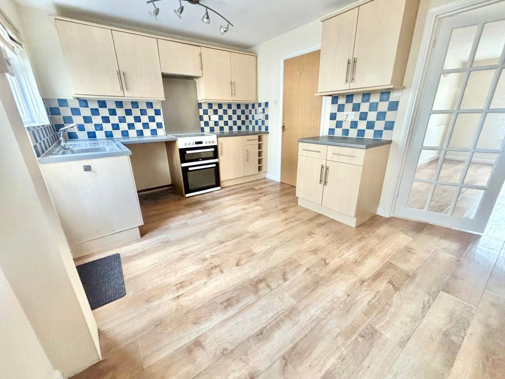 Property photo 3 of 9 Picture No. 02