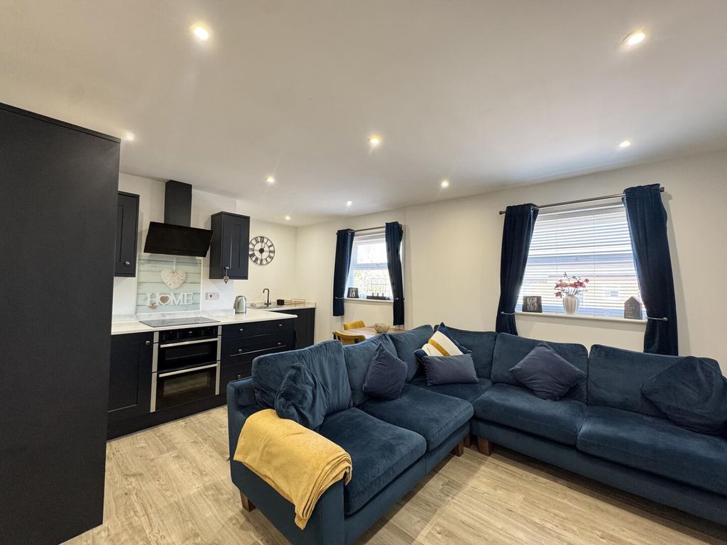Additional image 4 of 2 bed flat for saleBakery Close, Cosby, Leicester LE9