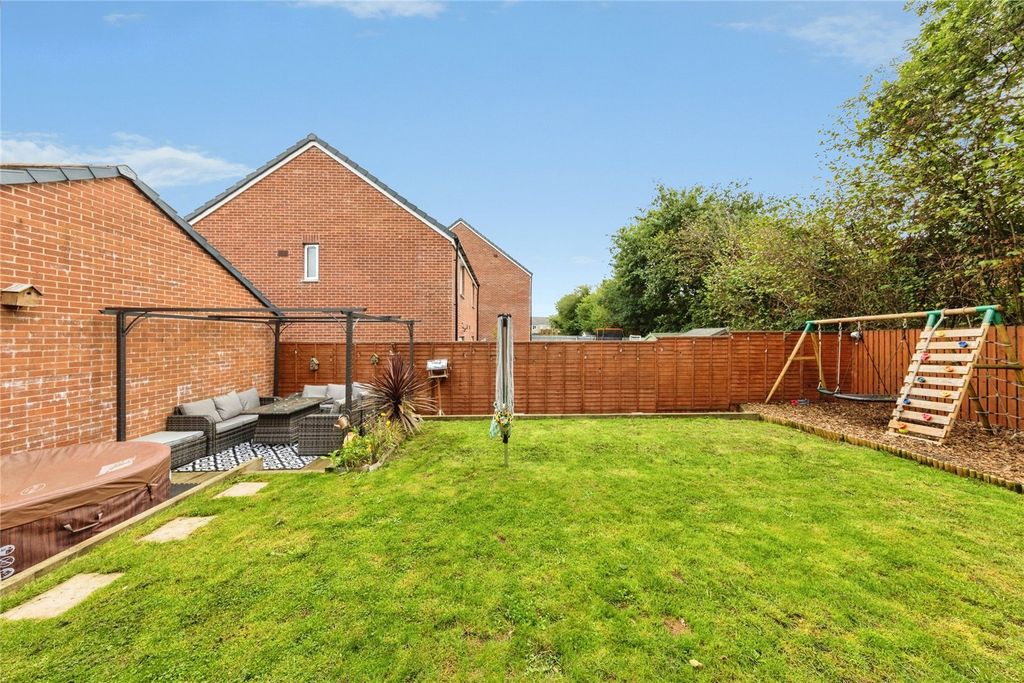 Property photo 3 of 29 Picture No. 81