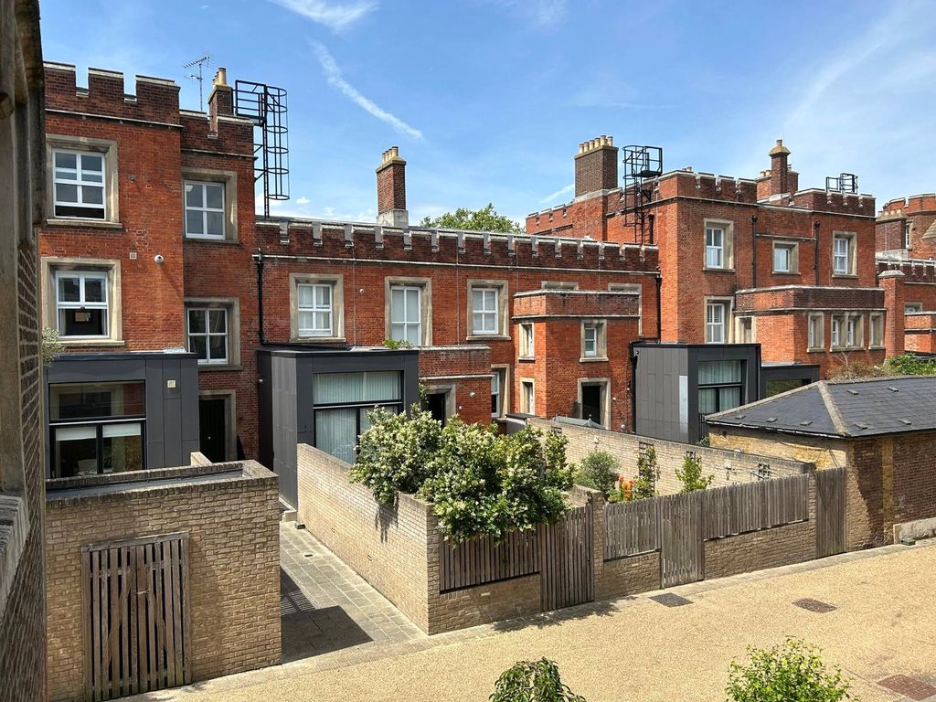 Property photo 1 of 18 Picture 1