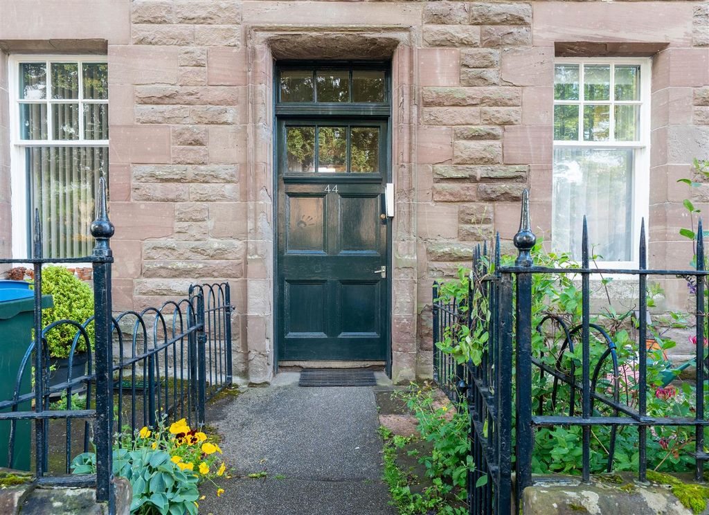 Property photo 2 of 24 Dsc06977-Hdr.Jpg