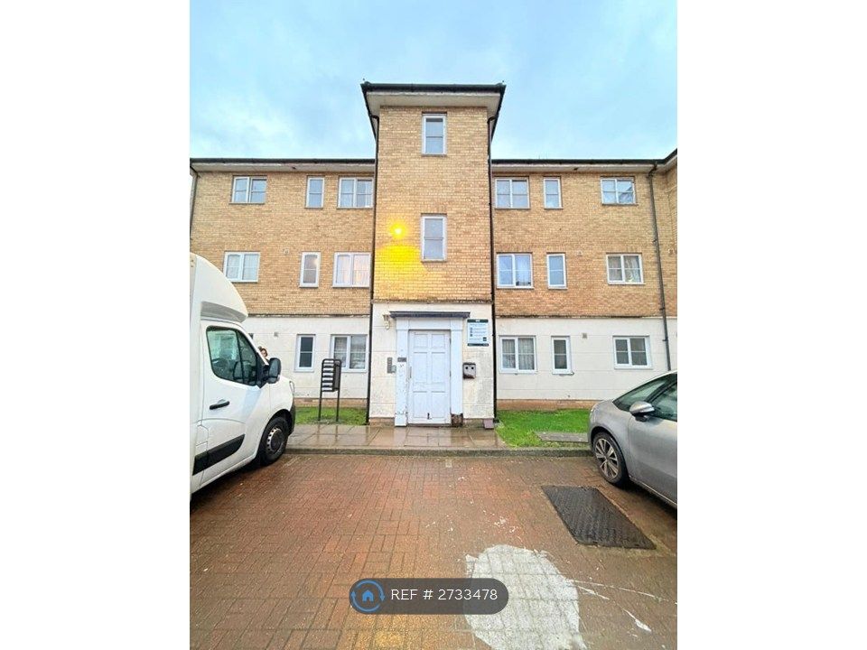 Property photo 2 of 18