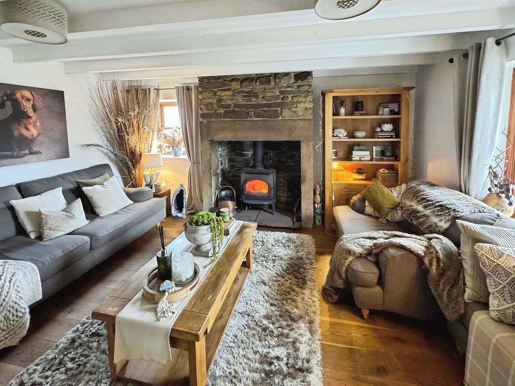 Property photo 2 of 17 Photo 13