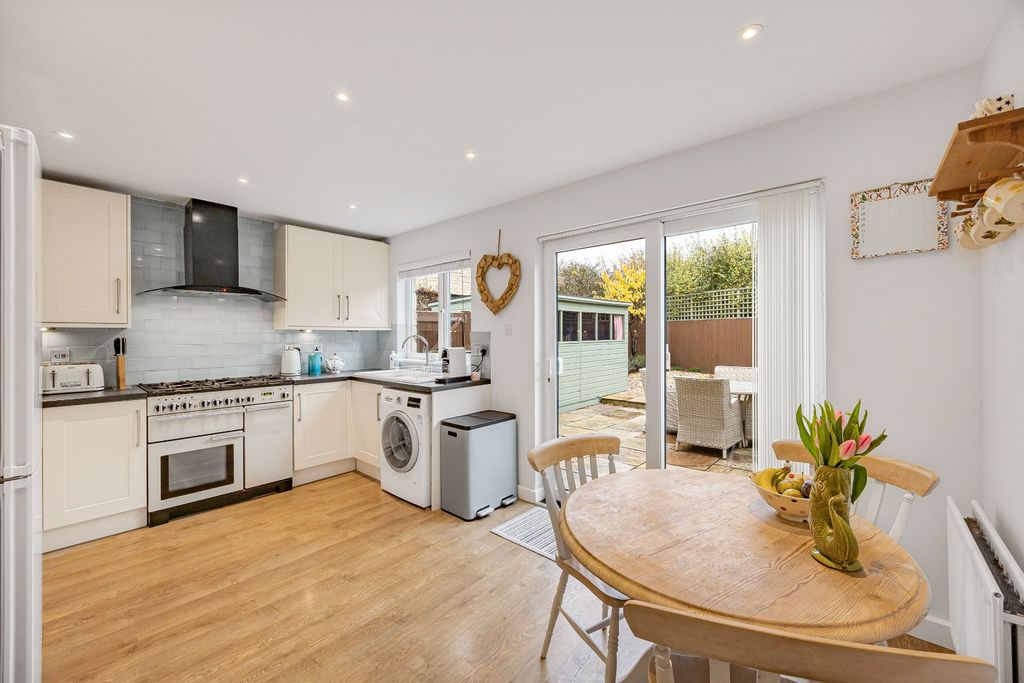 Property photo 3 of 20 Kitchen Dining