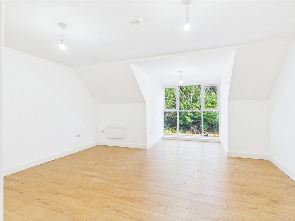 Property photo 2 of 6 Picture No. 02