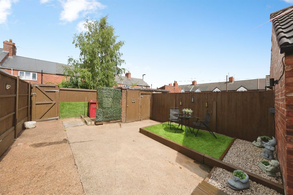 Property photo 2 of 19