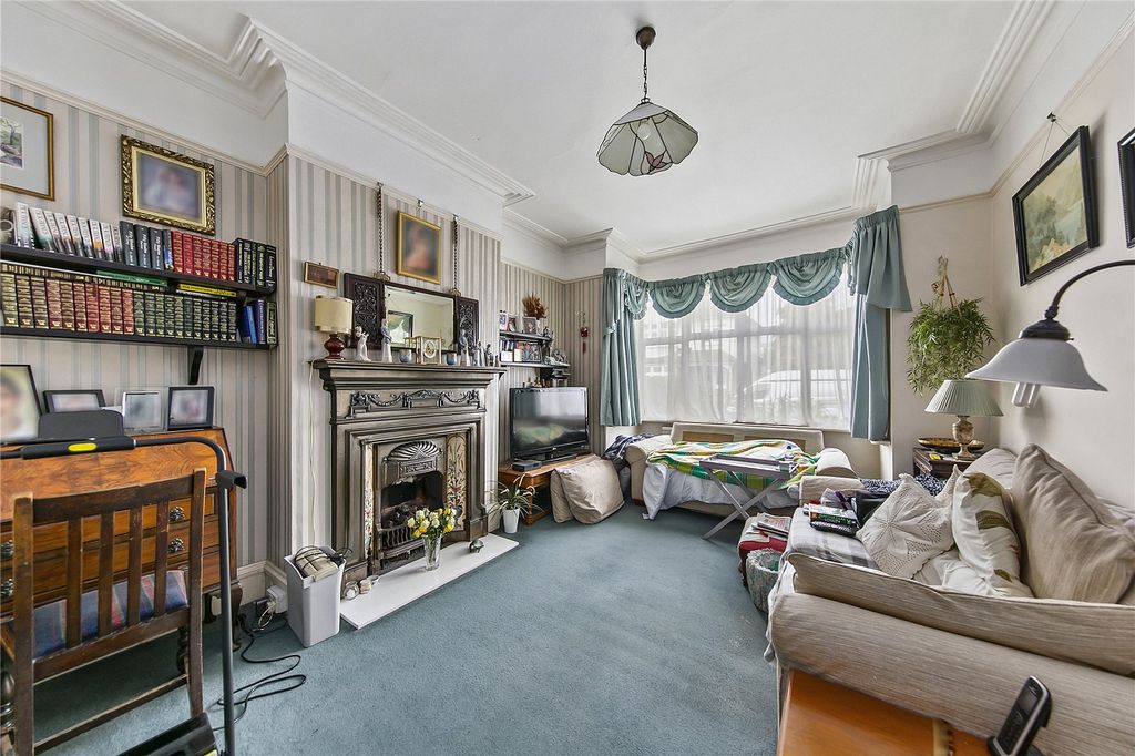 Property photo 2 of 13 Picture No. 04