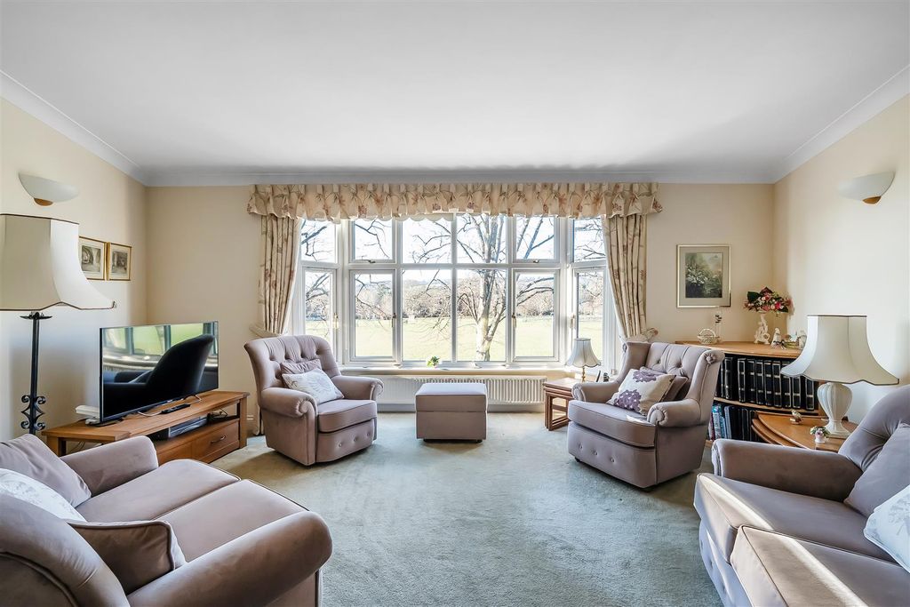 Additional image 6 of 2 bed flat for saleStation Road West, Oxted RH8