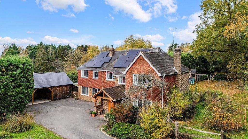 Property photo 1 of 31