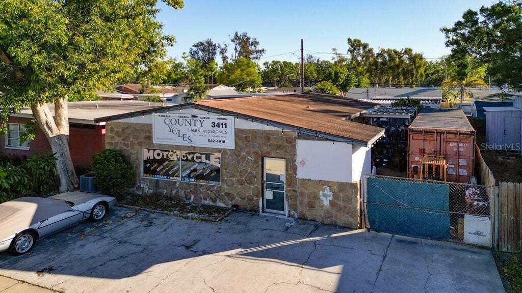 Property photo 1 of 6