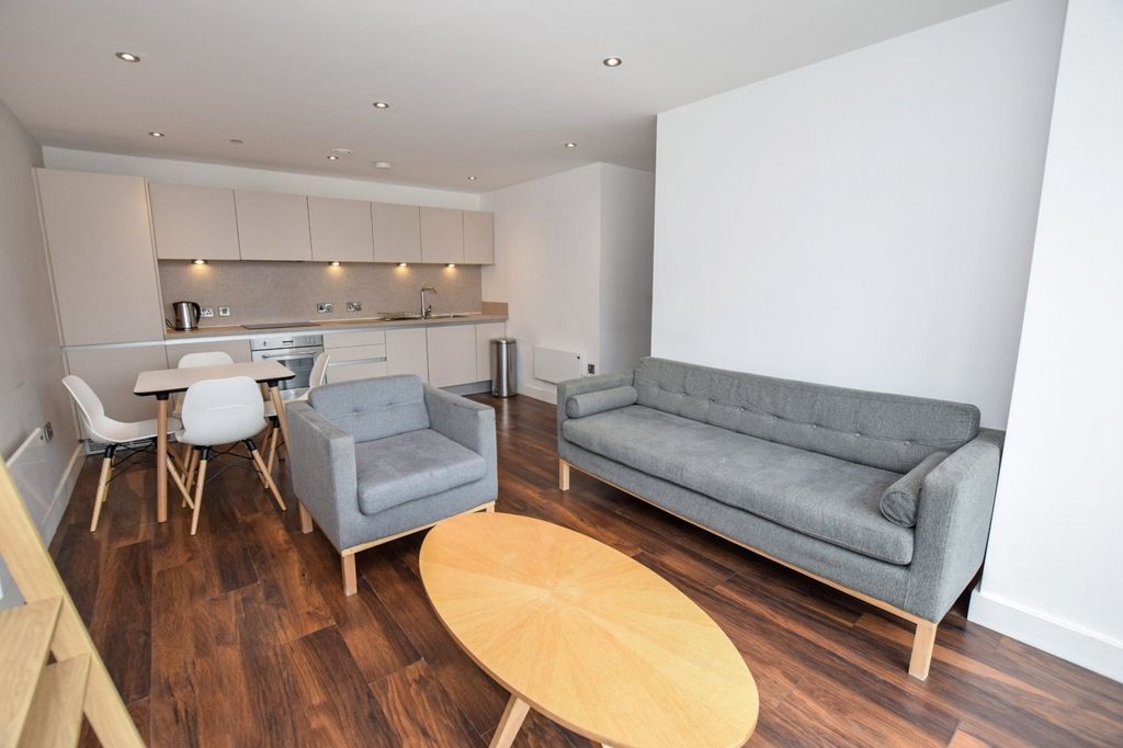 Property photo 1 of 14 Picture No. 02