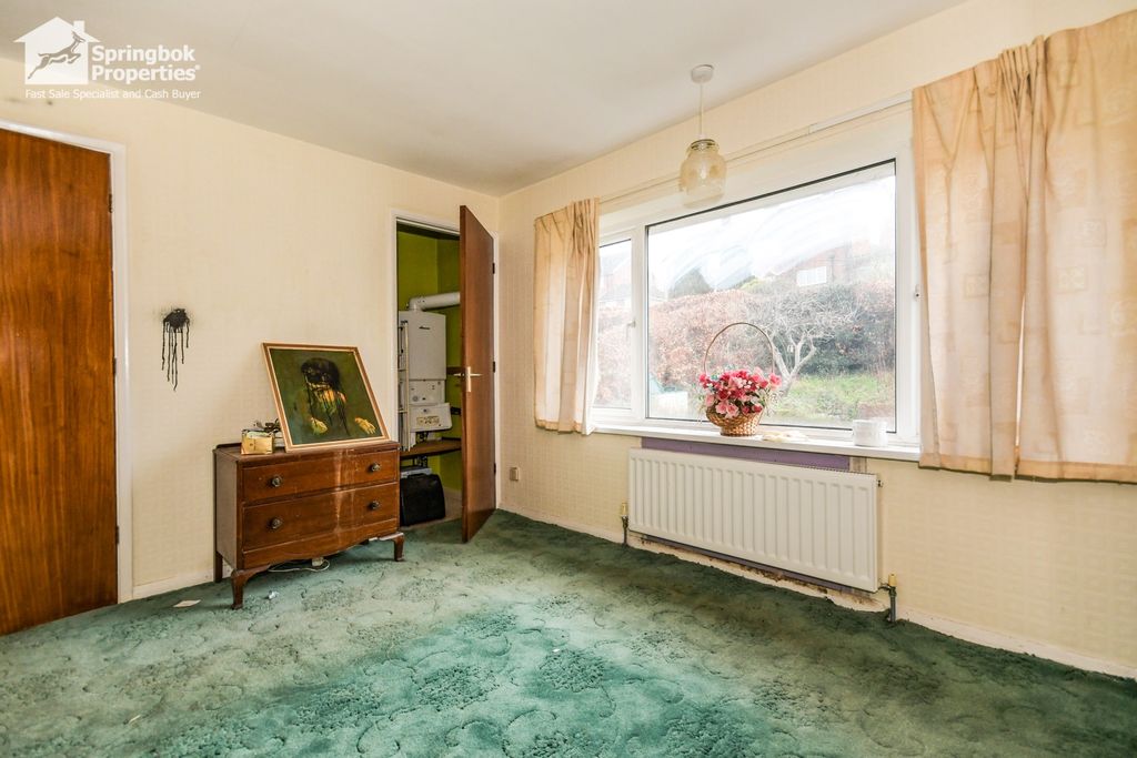 Property photo 3 of 12 Image 2