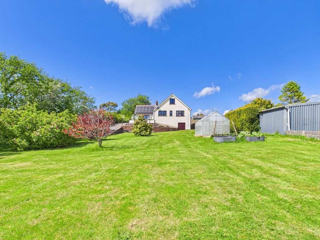 Property photo 2 of 49