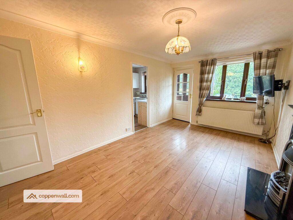 Property photo 3 of 27