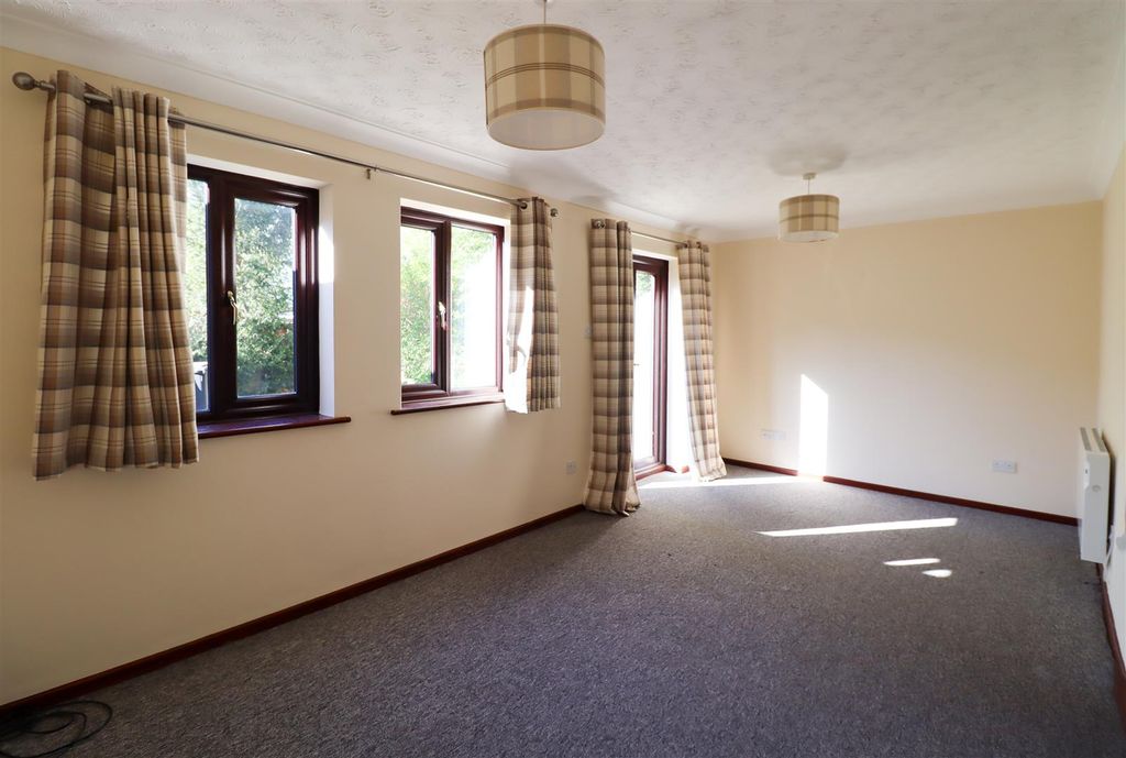 Property photo 3 of 8 Img_6772.Jpg