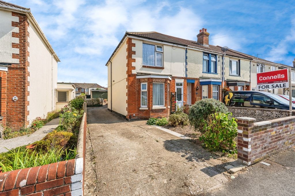 Property photo 1 of 17